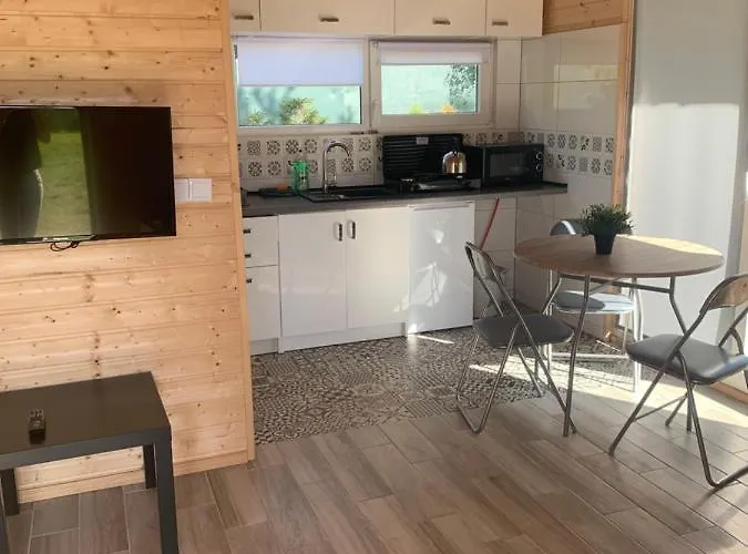 Letniskowe Powiat Starogard Gdanski بيت خشبي